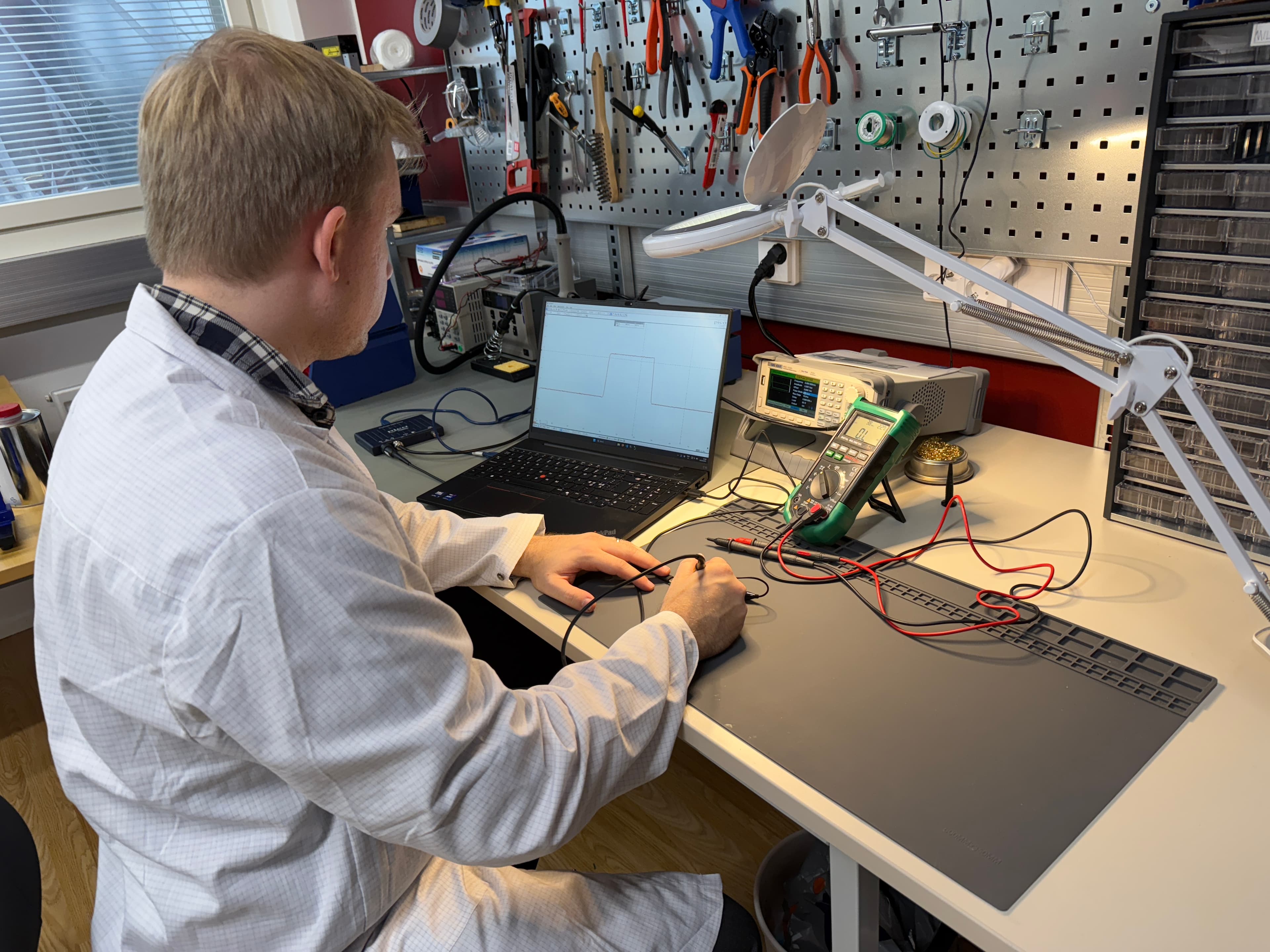 Kundanpassad elektronik och mäthårdvara